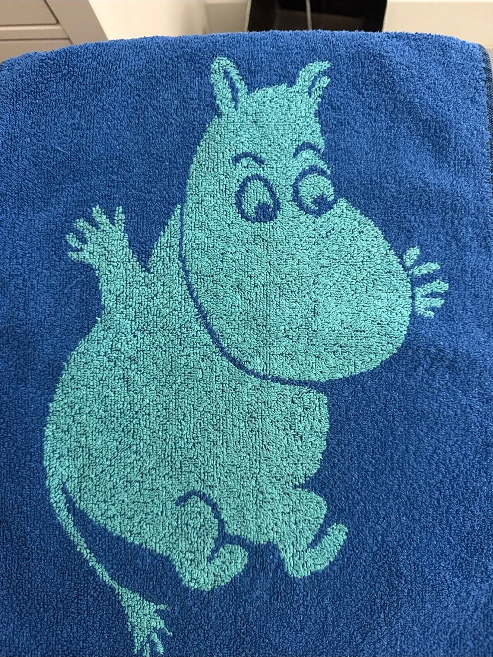 Moomin & Little My Character Hand Towels Finlayson Fuschia Red and Blue (2)